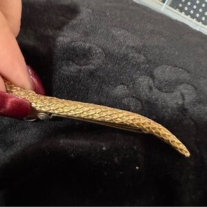 Gold Reptile Shedding Tool
